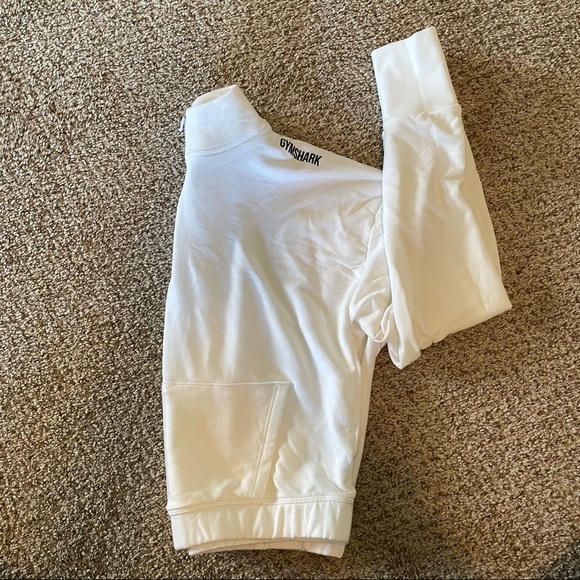pippa pullover gymshark
